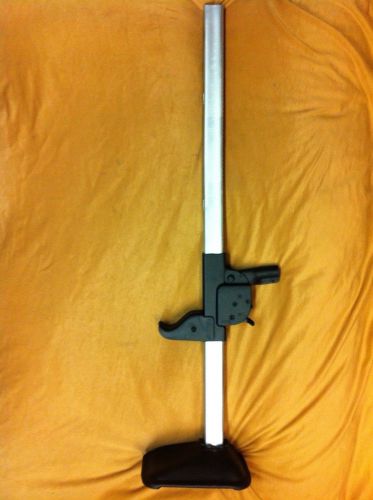 1950&#039;s cadillac restored working factory bumper jack assembly with base