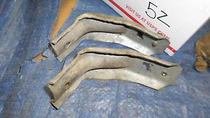 1981 1979 1976 1977 side window stop rubber mount brackets rh lh snubber stops