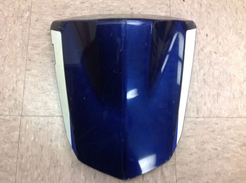 04 05 gsxr600 oem rear seat cowl