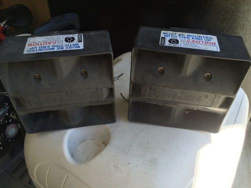 2 whelen 100 w speakers