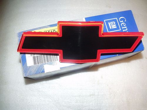 1988 - 1993 chevy ss sport truck red grille emblem nos