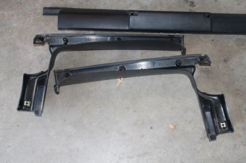 Jeep tj oem inner windshield trim plastic mouldings for 2004 - 2006