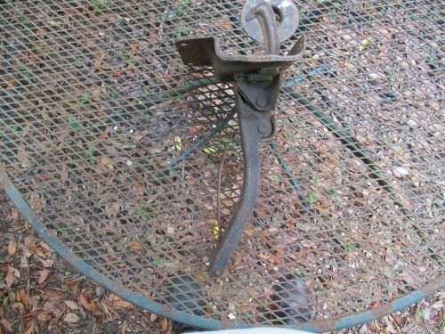 Chevelle hood latch assembly