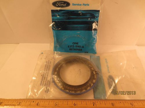 2 pcs ford 1984/1989 bronco 2/w/d &#034;retainer asy&#034; wheel hub grease unopened nos