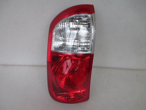 Toyota tundra 2004 2005 2006 double cab left side tail light lamp taillight oem
