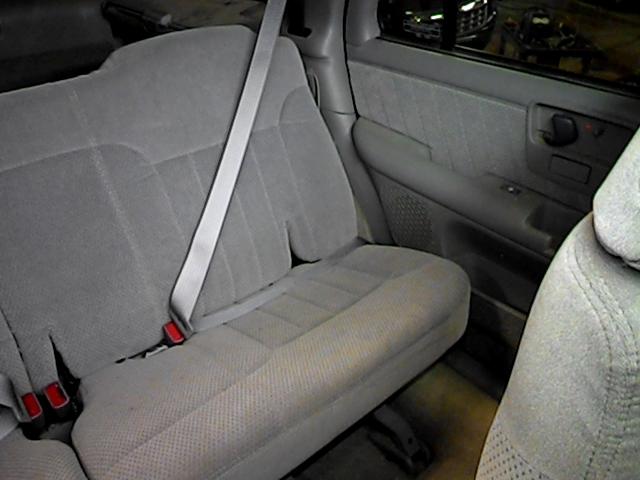 1996 chevy s10 blazer rear seat belt & retractor only lh driver gray