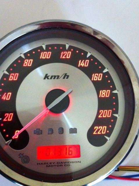 HARLEY SPEEDOMETER SCREAMIN EAGLE KMS!!!, US $100.00, image 2