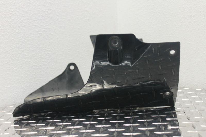 96 97 98 99 00 suzuki gsxr 750 600 under belly fairing oem #24341