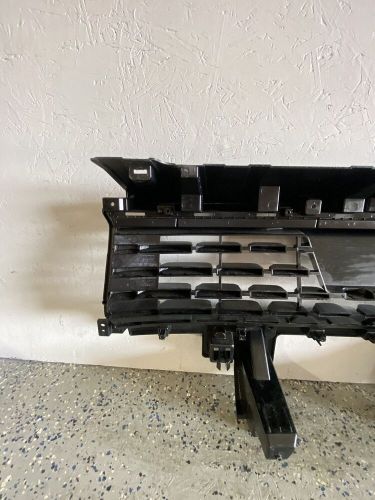 Kia ev6 2022 2023 2024 grille used oem 86531cv200