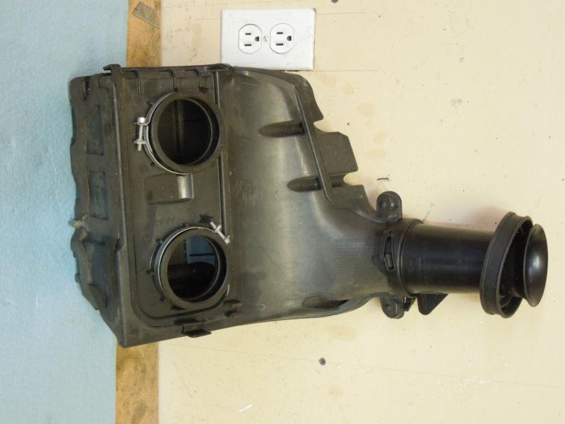 Complete air box from 2010 ski-doo summit 600 carb