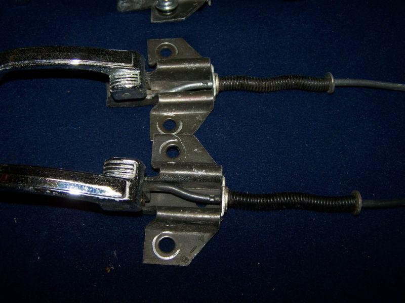 Datsun door release mechanisms for 610/710