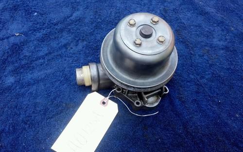 Volvo penta   aq125  4 cylinder circulating  water pump  fresh water!