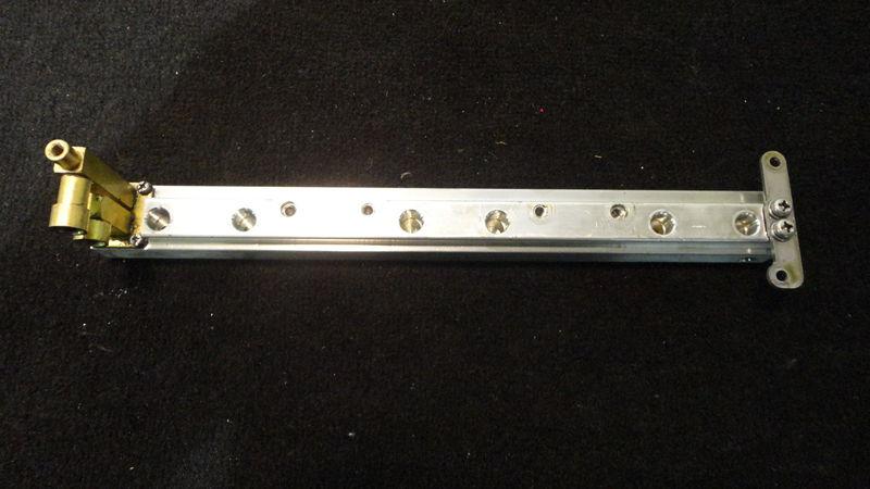 Used fuel rail assembly #827699 1 for 1997 mercury 225hp outboard motor