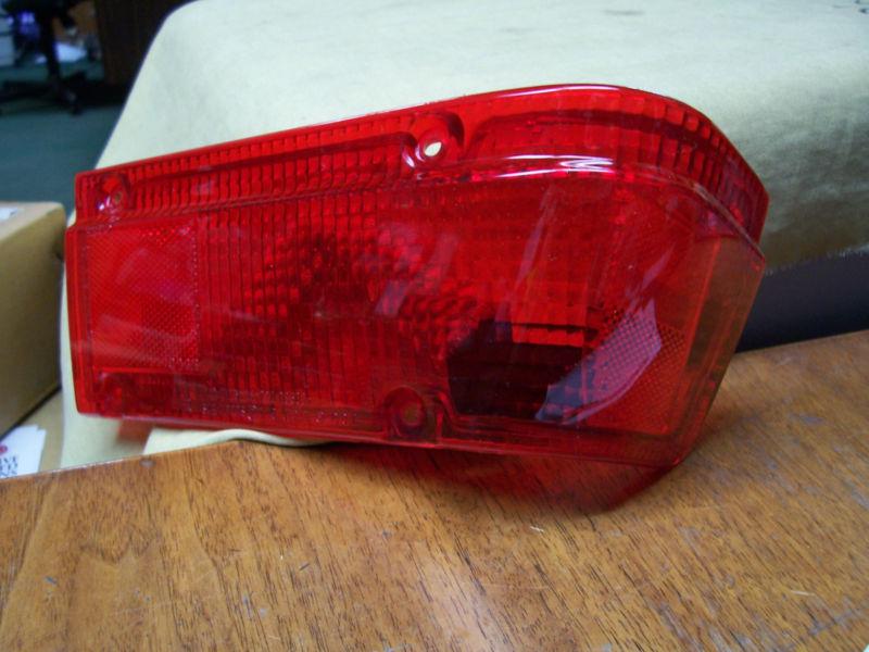 1978 nissan pickup new oem right tail light / stop light lens