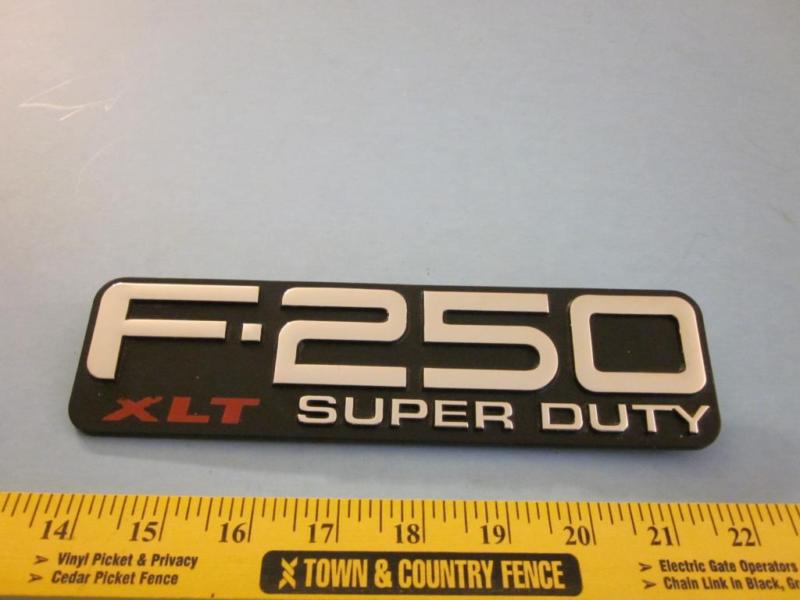 Ford f 250 super duty xlt pickup 4x4  factory body embelm