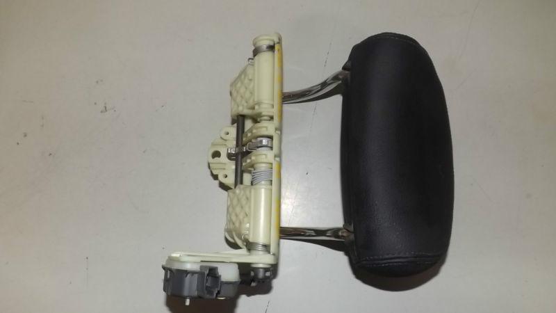 2003 2004 2005 2006 mercedes benz e320 e500 rear left driver headrest oem