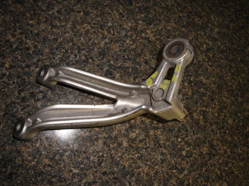 Find 01 02 03 SUZUKI GSXR 600 GSXR 750 REAR PEG OEM RIGHT SIDE