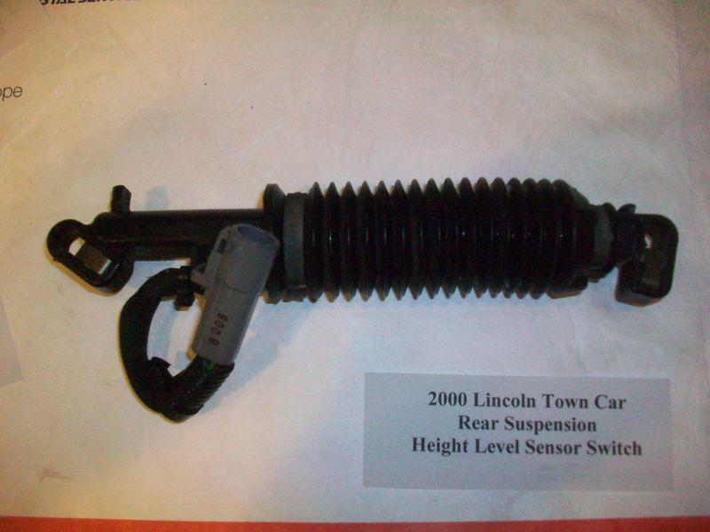 Find 2000 Lincoln Town Car Rear Suspension Height Level Sensor Switch