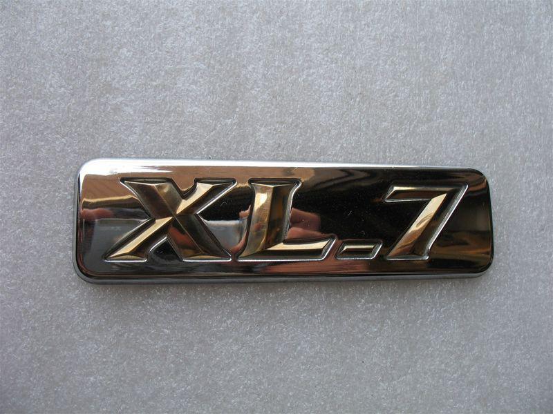 2001 suzuki grand vitara xl7 xl-7 v6 side fender emblem logo used 99 00 01 02 03