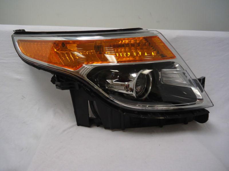 2012 ford explorer headlight rh halogen with bracket