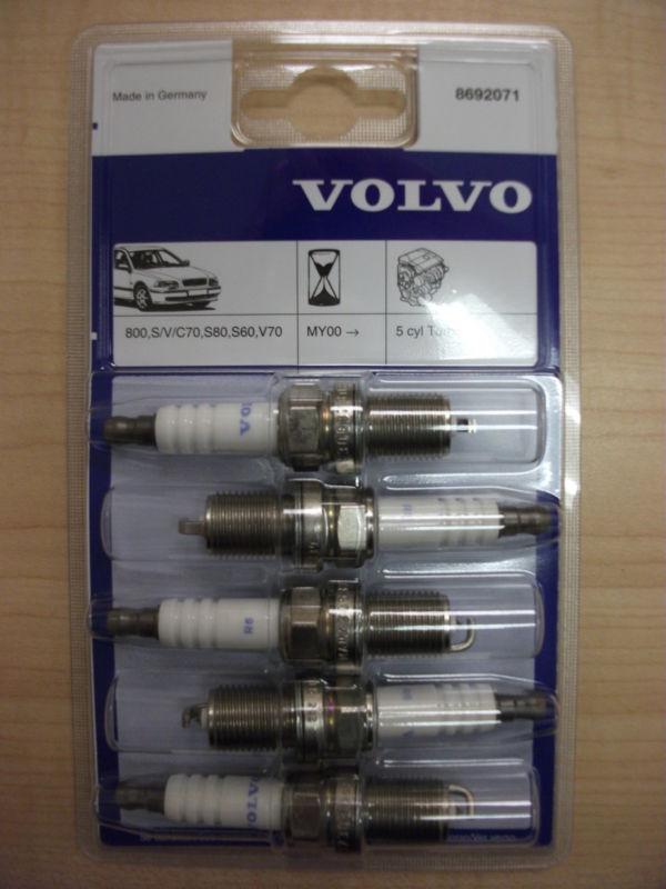 New genuine volvo spark plug kit oem