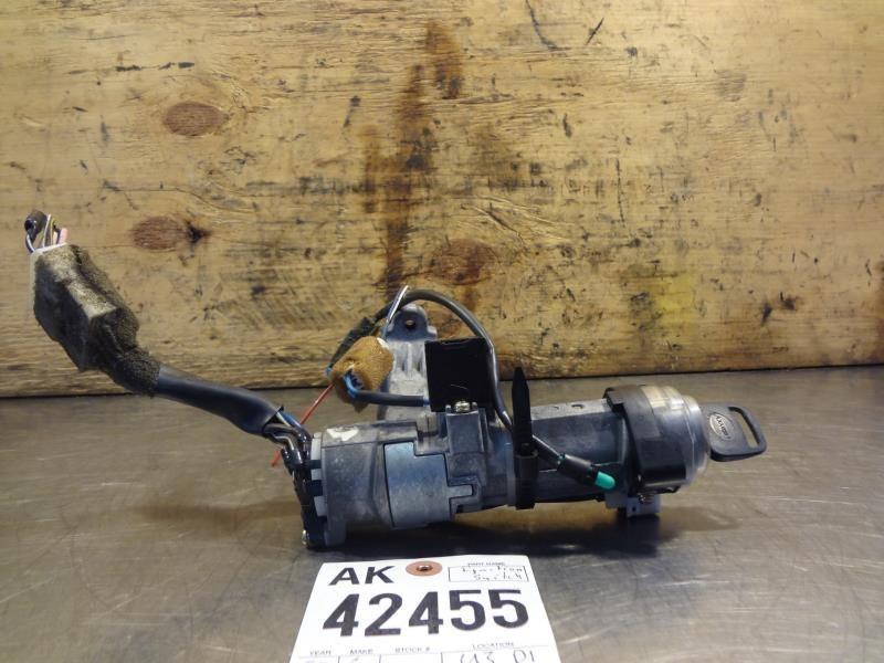 92 93 94 95 96 camry ignition switch with key  208175