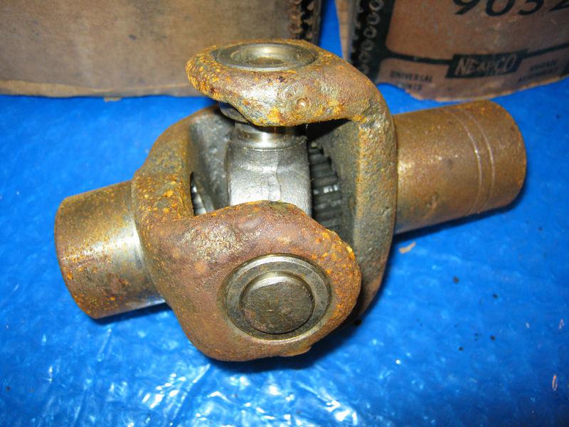 Buick 1942-51 ? 50 series std transmission u joint drive shaft kit ?? nos