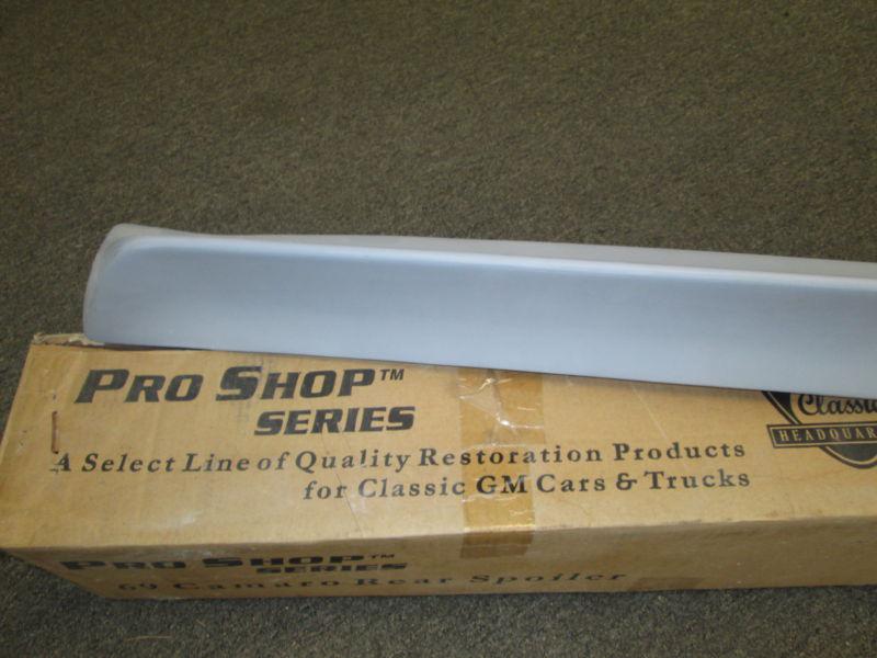 Pro shop series 1969 camaro rear spoiler from classic headquarters