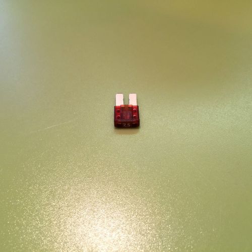 7.5a micro  two blade fuse micro2 12v 24v  7.5 amp 2 for 99¢ flat rate shipping
