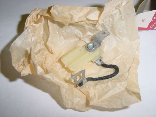 Nos lucas distributor lt lead w/spade  austin healey 100-4 triumph tr3 mga