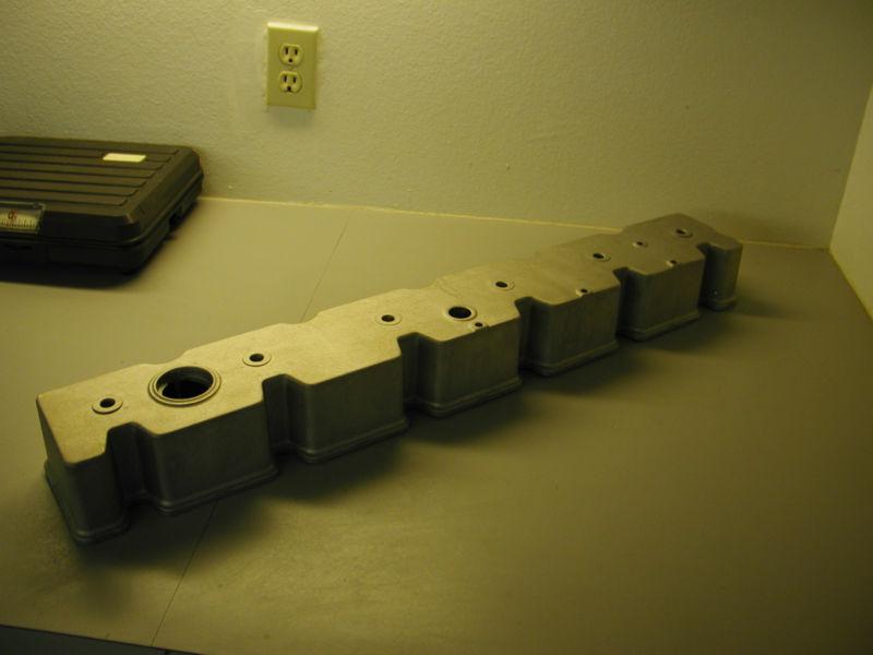 Valve-poppet cover oshkosh/cummins engine, m900 series military  truck nos