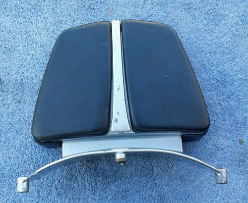 Harley vrod vrscf muscle sissybar passenger backrest v rod oem hd light blemish