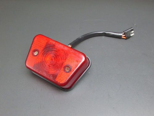Polaris magnum 425 4x2 1996 rear brake light