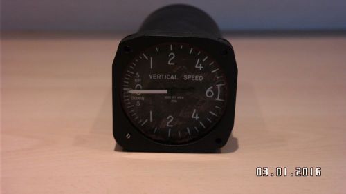 Aerosonic vertical velocity indicator new surplus