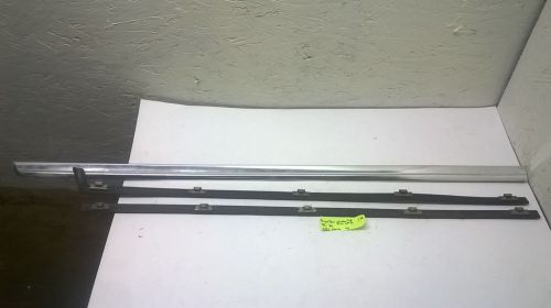 Mercedes w107 right exterior door trim and weather seal rod 450sl
