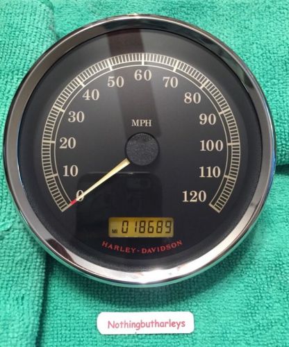 Harley davidson 5" speedometer 67557-08a 08-11 dyna softail roadking 18,689miles