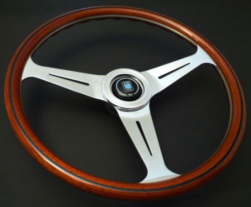 Nardi classic wd / pol. spokes 39 + hub for alfa romeo 1750 gtv bertone