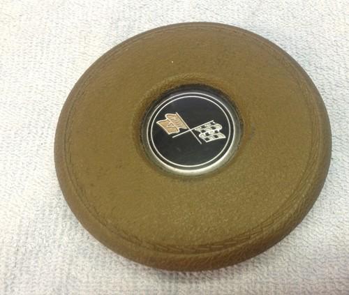 Corvette 1976 horn button cap 76 original gm #3994430