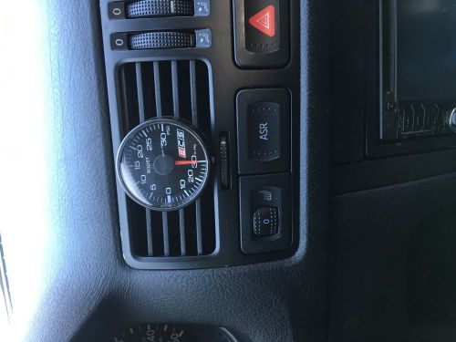 Ecs boost guage with air vent