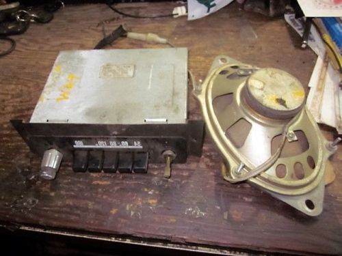 1970&#039;s japanese car  am radio bowman tc-80b with speaker, toyota/datsun/other