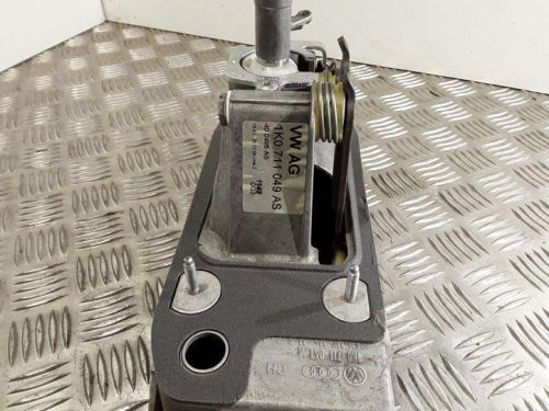 Vw golf v 1k1 gearshift mechanism 1k0711049as 1k0711061a 1k0711266m 18194605-