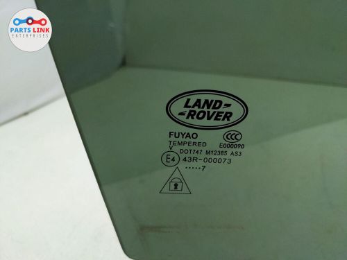 2017-23 land rover discovery 5 rear right passenger door glass window panel l462