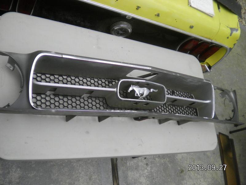 1971 mustang original standard grille w/ moldings horse corral oem 71 72 