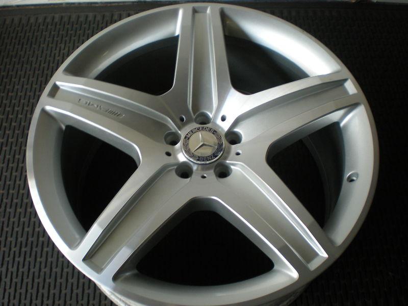 OEM MERCEDES BENZ 21