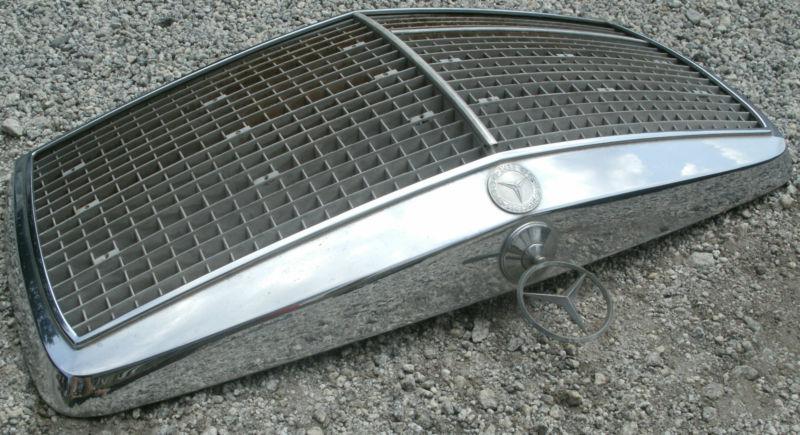 1986 87 88 89 90 91 Mercedes Benz 300SE 350SD 420SEL 560SEC Grill & Emblem OEM, US $39.99, image 4