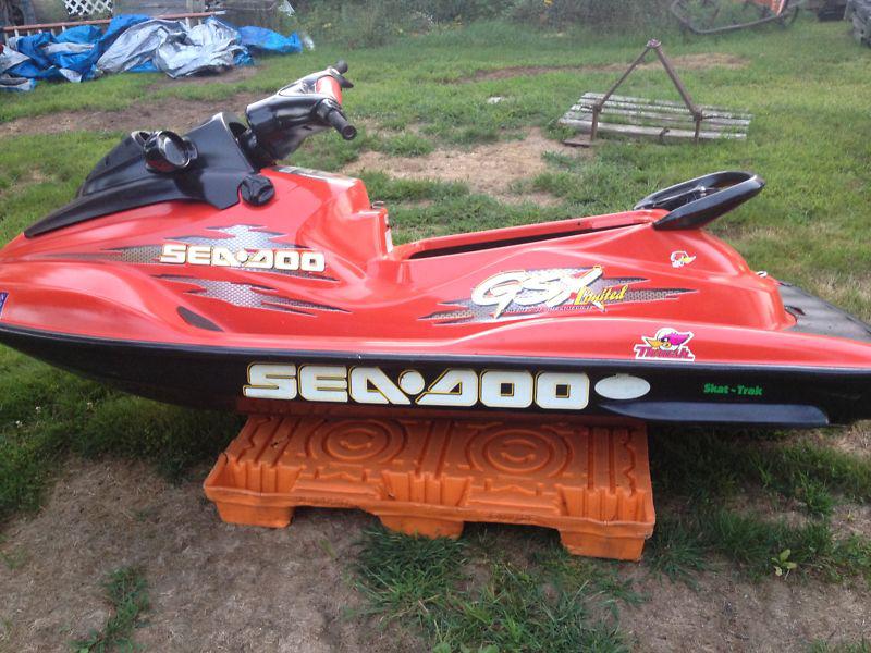 Red seadoo gsx limited hull only !!!