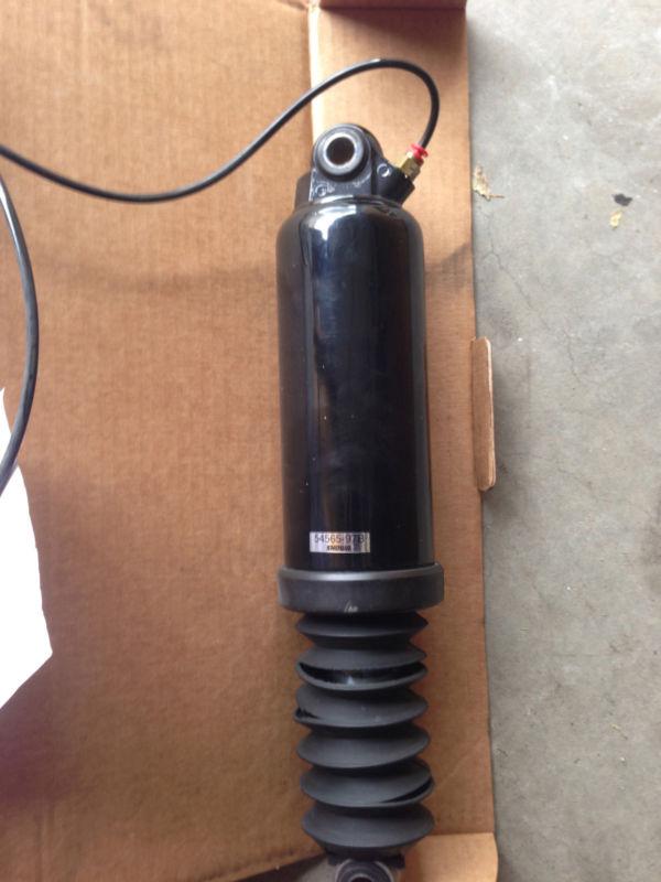 Sell Harley Davidson Road King air shocks in Fort Collins, Colorado, US