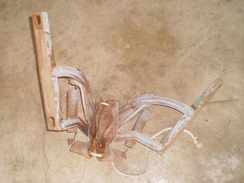 Sell 65 66 67 68 6972 HOOD HINGE SET CAMARO SS CHEVELLE NOVA FIREBIRD IMPALA in Saint Peters