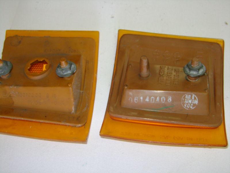 Sell USED TURN SIGNAL LENS FOR CHEVY FRONT GRILL in Lehigh Acres