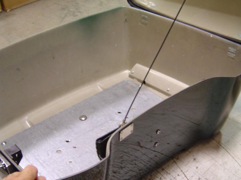 Harley Davidson King Tour Pak Pack, US $300.00, image 6